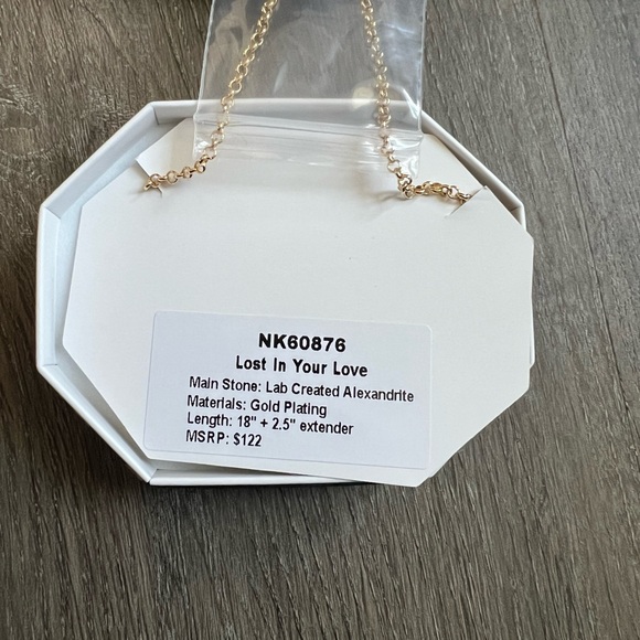 BP June 2025 gold necklace Lost in your love - Picture 3 of 3